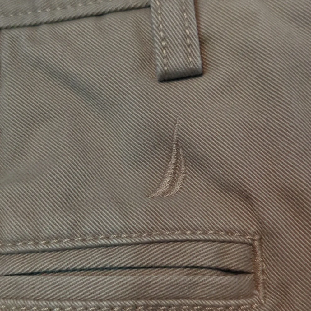 Nautica Khaki Shorts 34